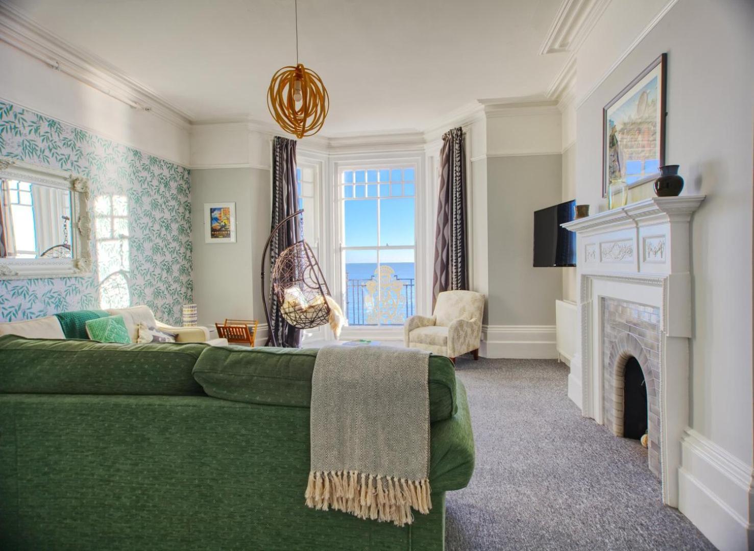 The Palace, Ocean Suite Хейстингс Екстериор снимка